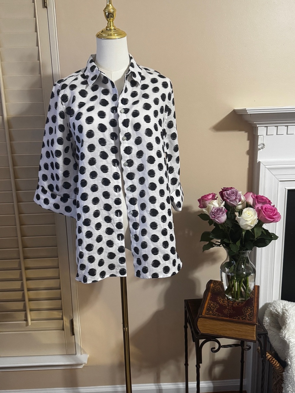 Chico's Black & White Polka Dot Button-Down Shirt